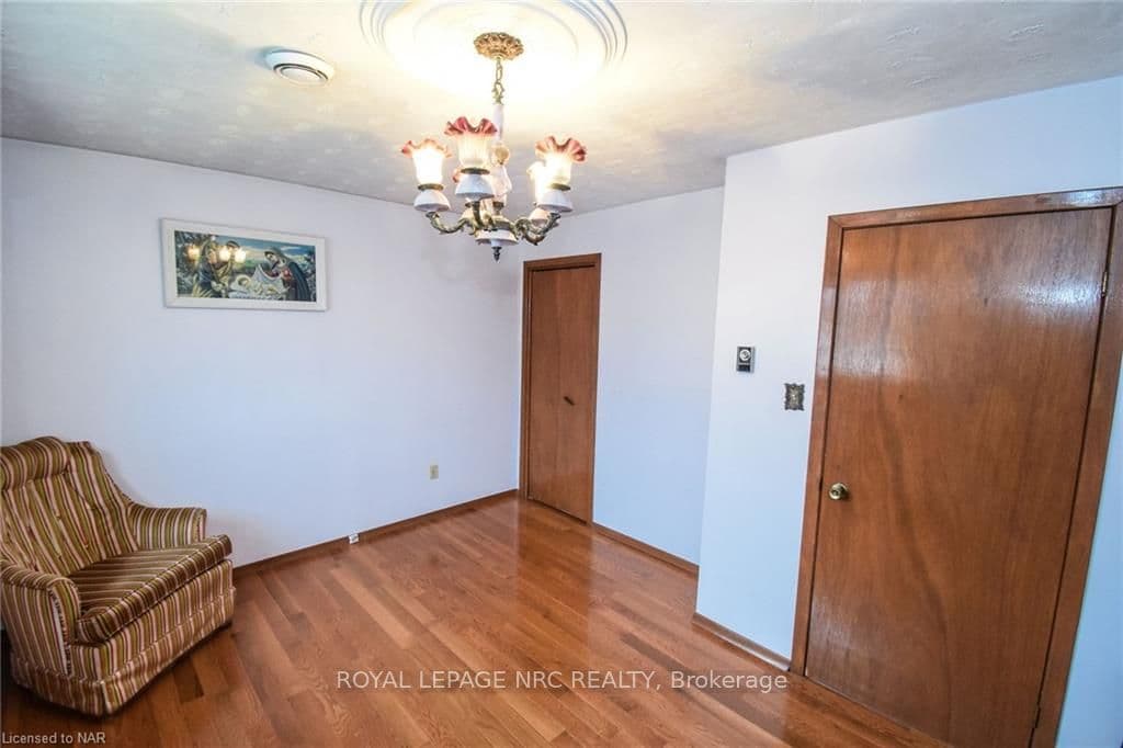 326 CROWLAND Avenue photo 23