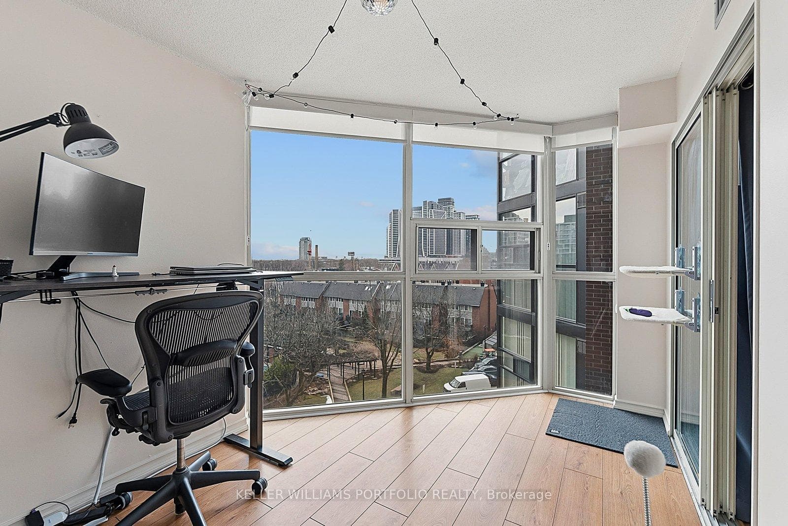 705 King Street Unit 601 photo 17
