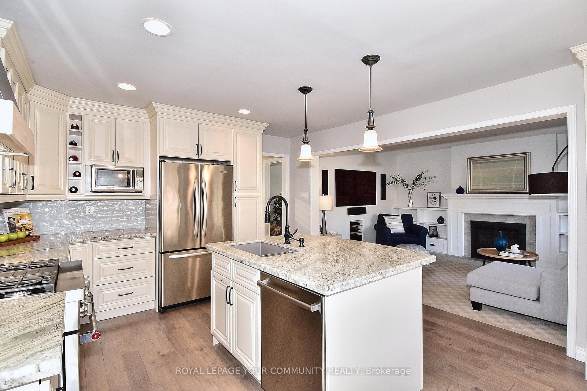 126 Heathwood Heights Heights photo 12