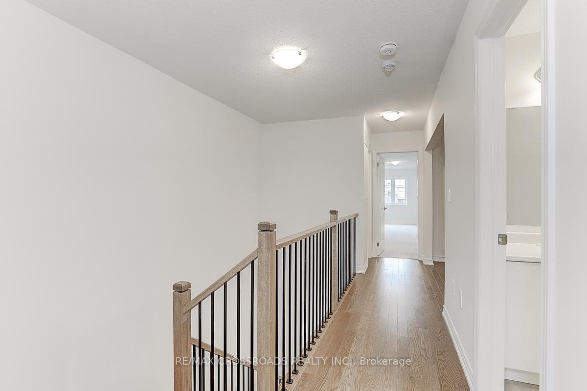 53 Velvet Drive photo 27