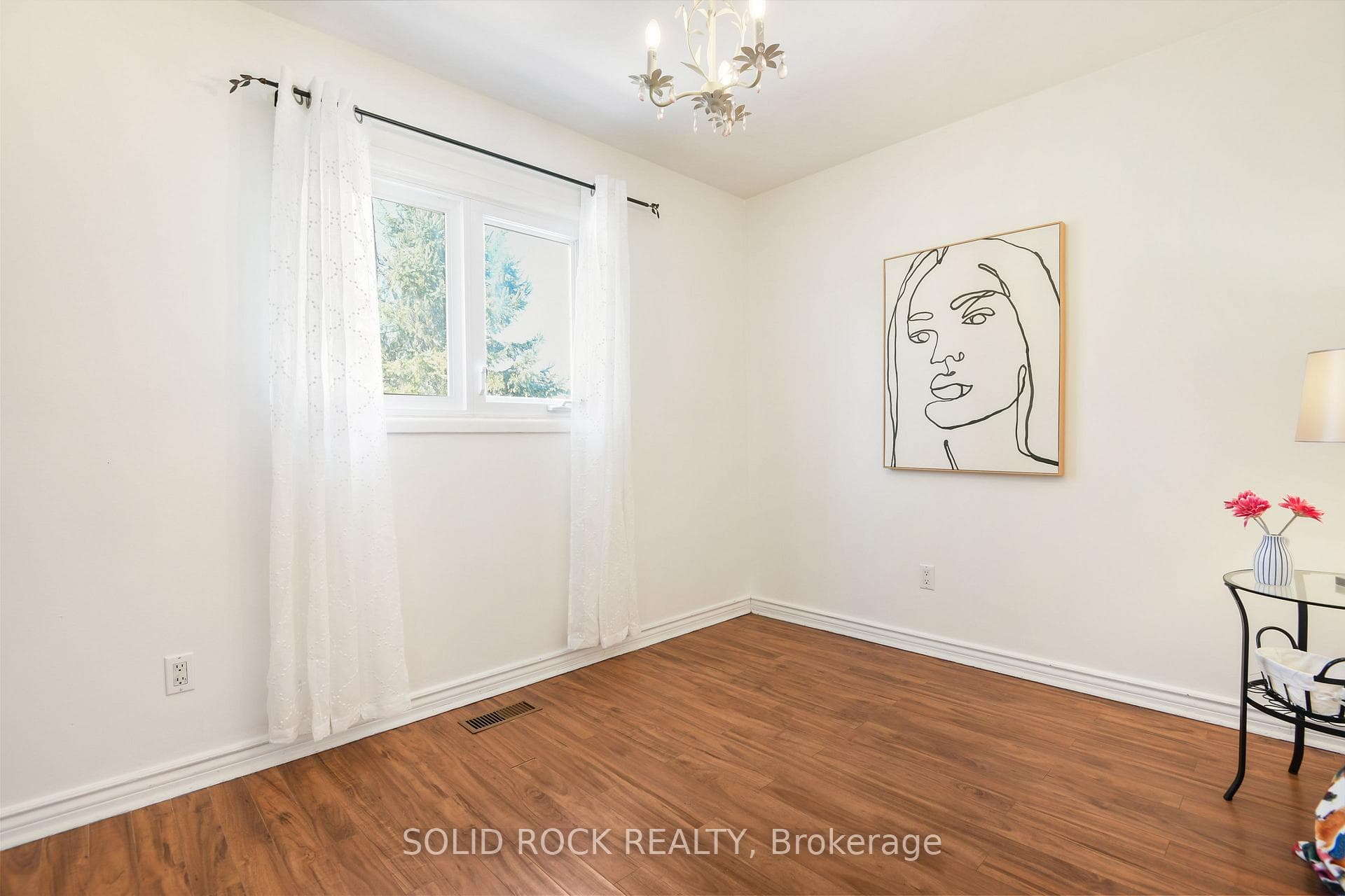 254 GORE Street photo 17