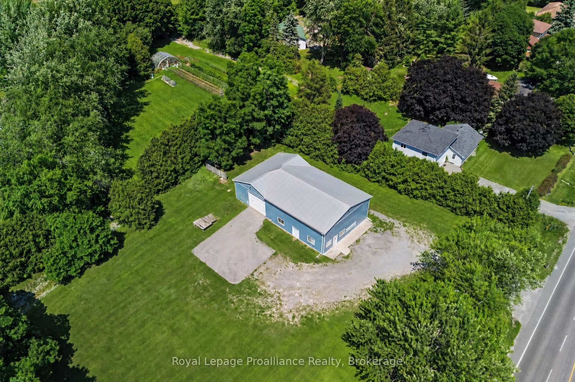 8296 Dale Road photo 23