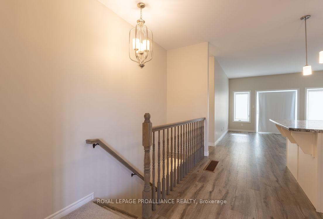 23 Redwood Drive photo 12