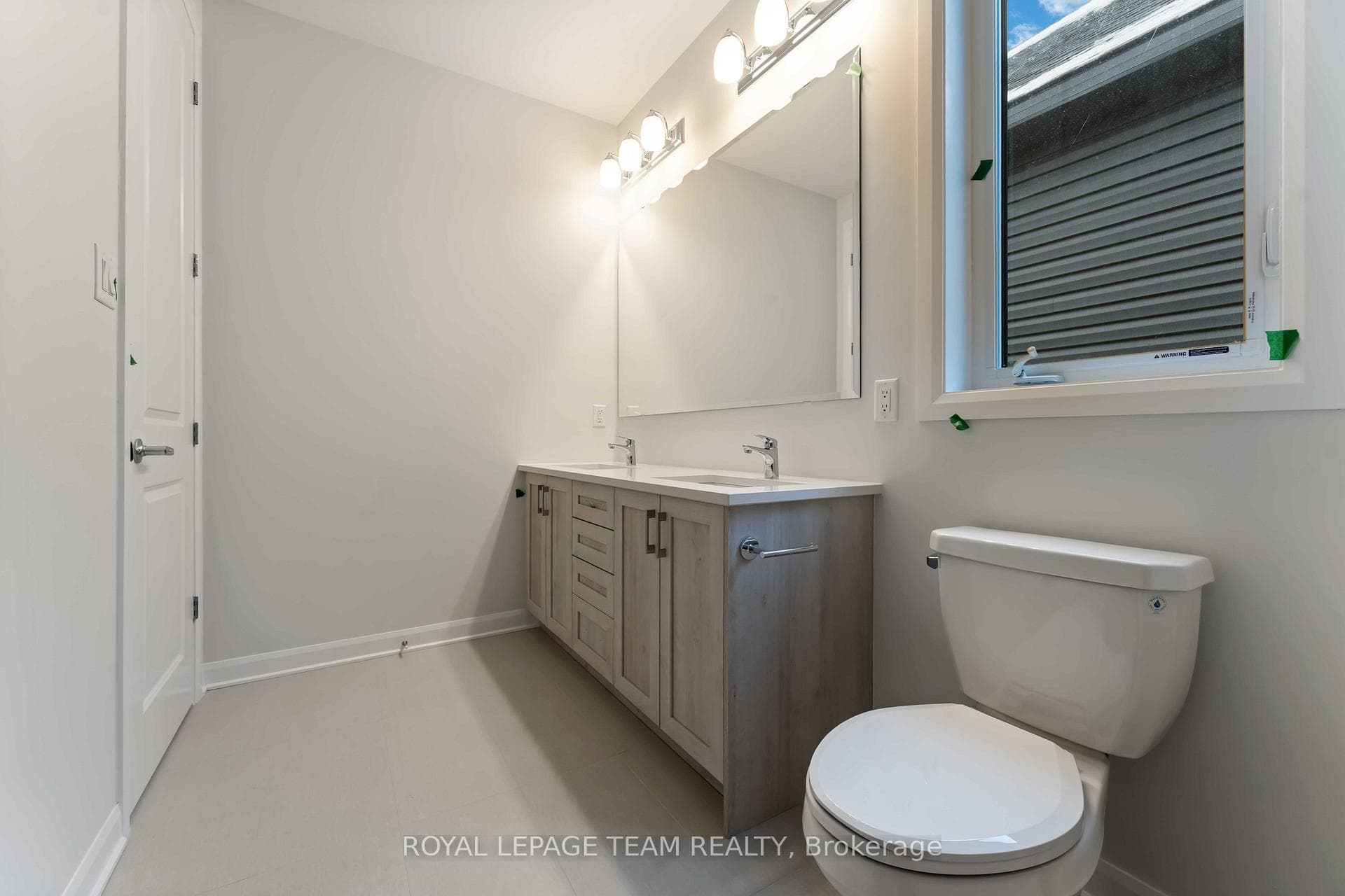127 Ascari Road photo 26