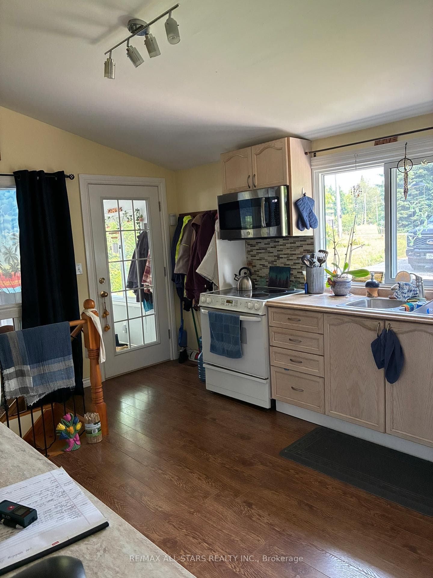 48 Tannenweg Lane photo 4