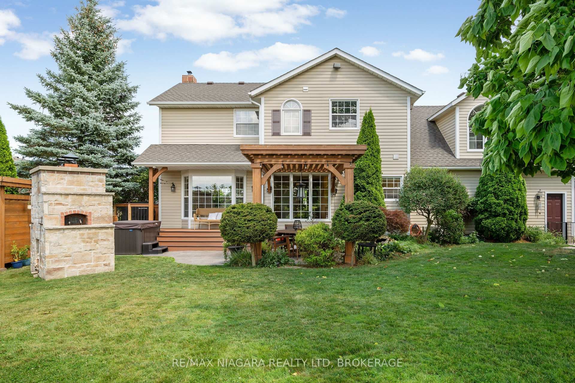 2231 Seventh Street photo 9