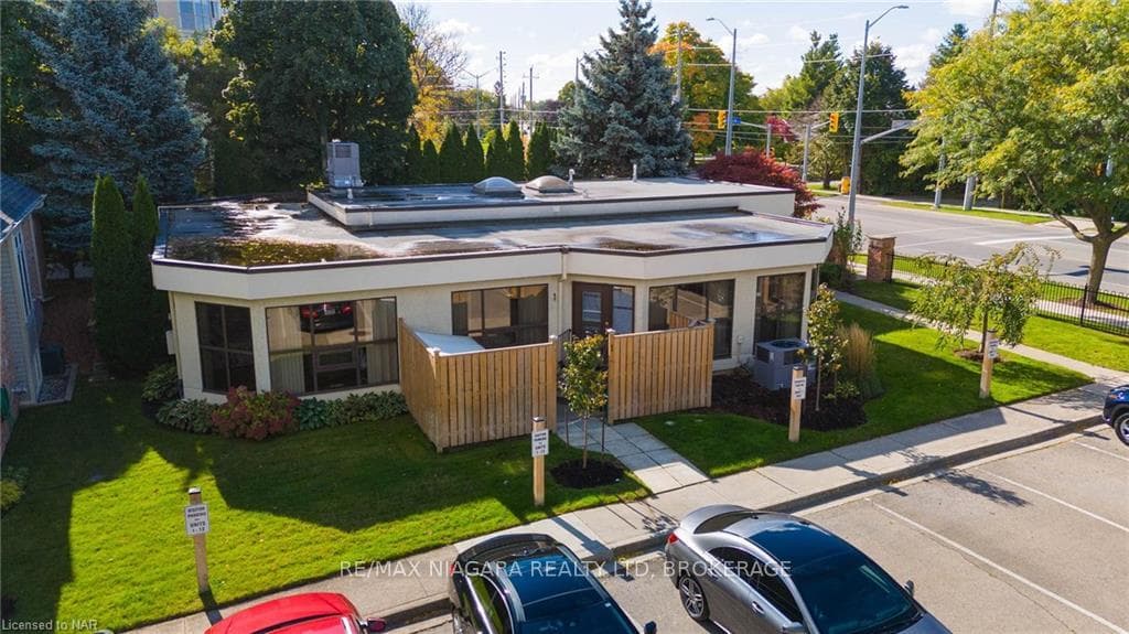 174 MARTINDALE Road Unit 1 photo 1