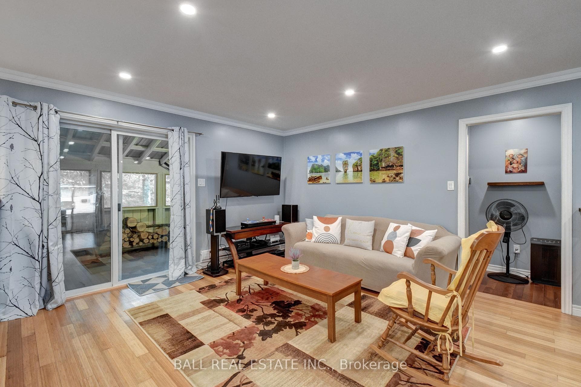 2884 Old Hastings Road photo 13