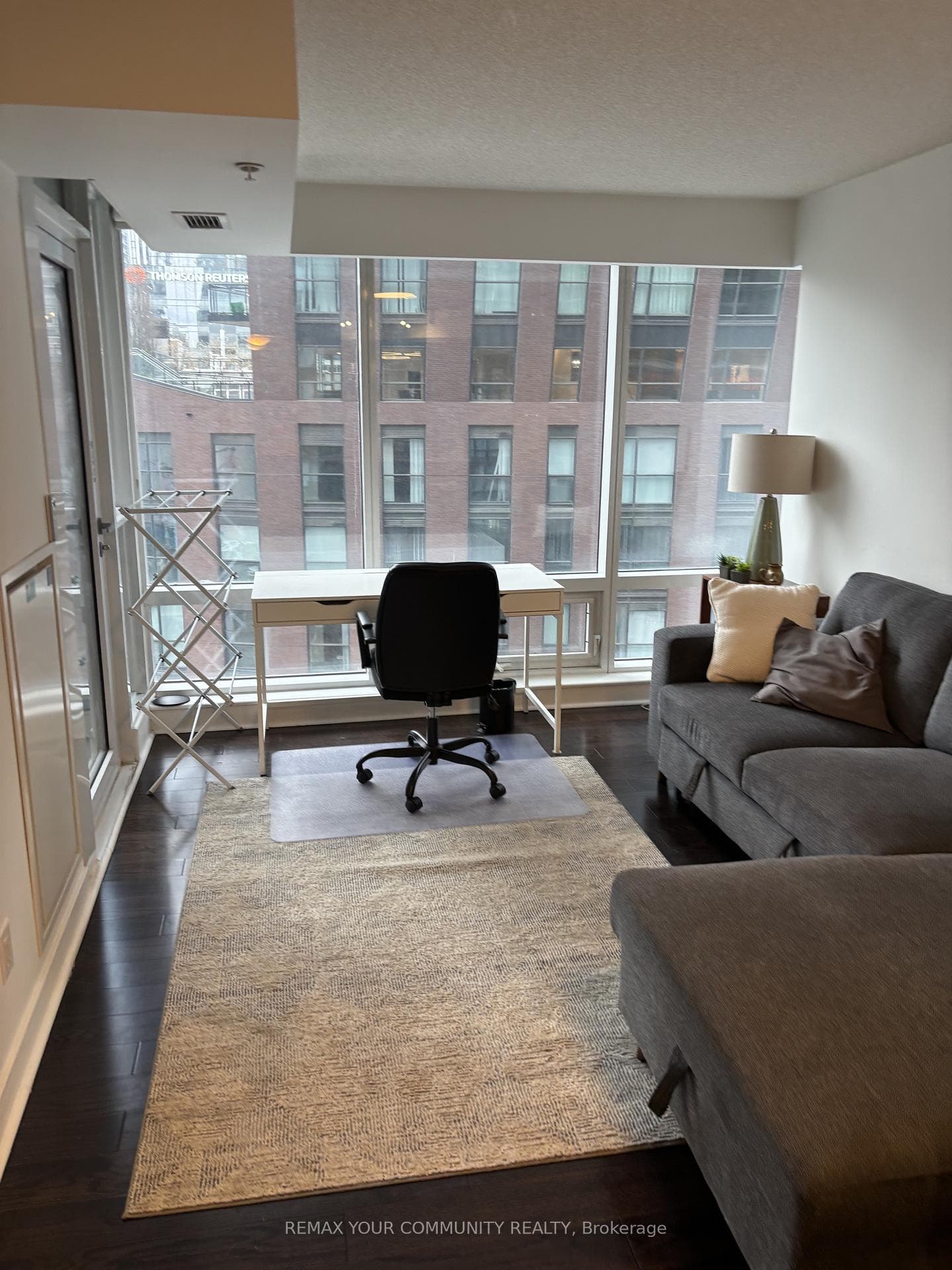 295 Adelaide Street Unit 707 photo 14