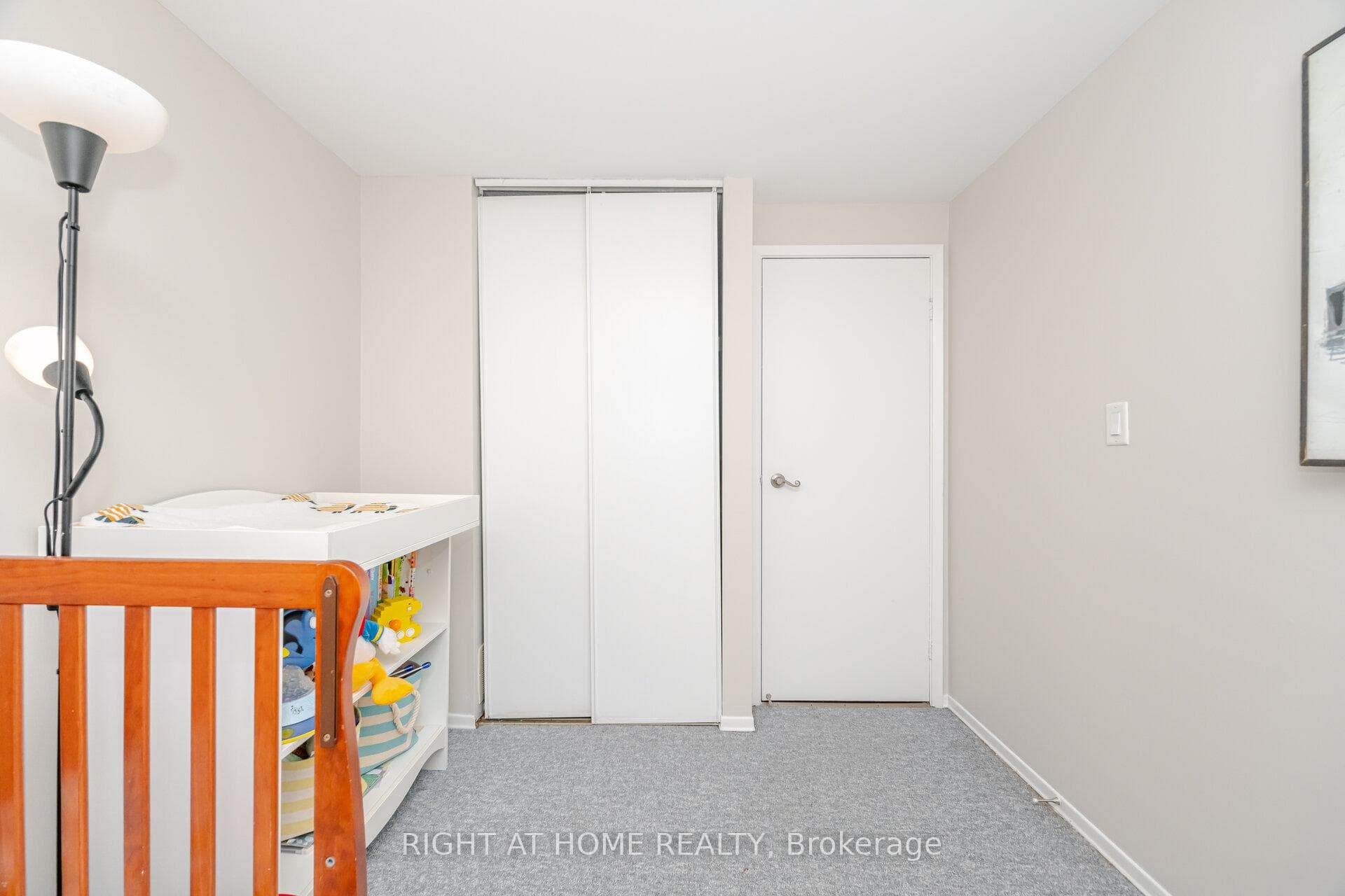 17 White Owl Crescent photo 21