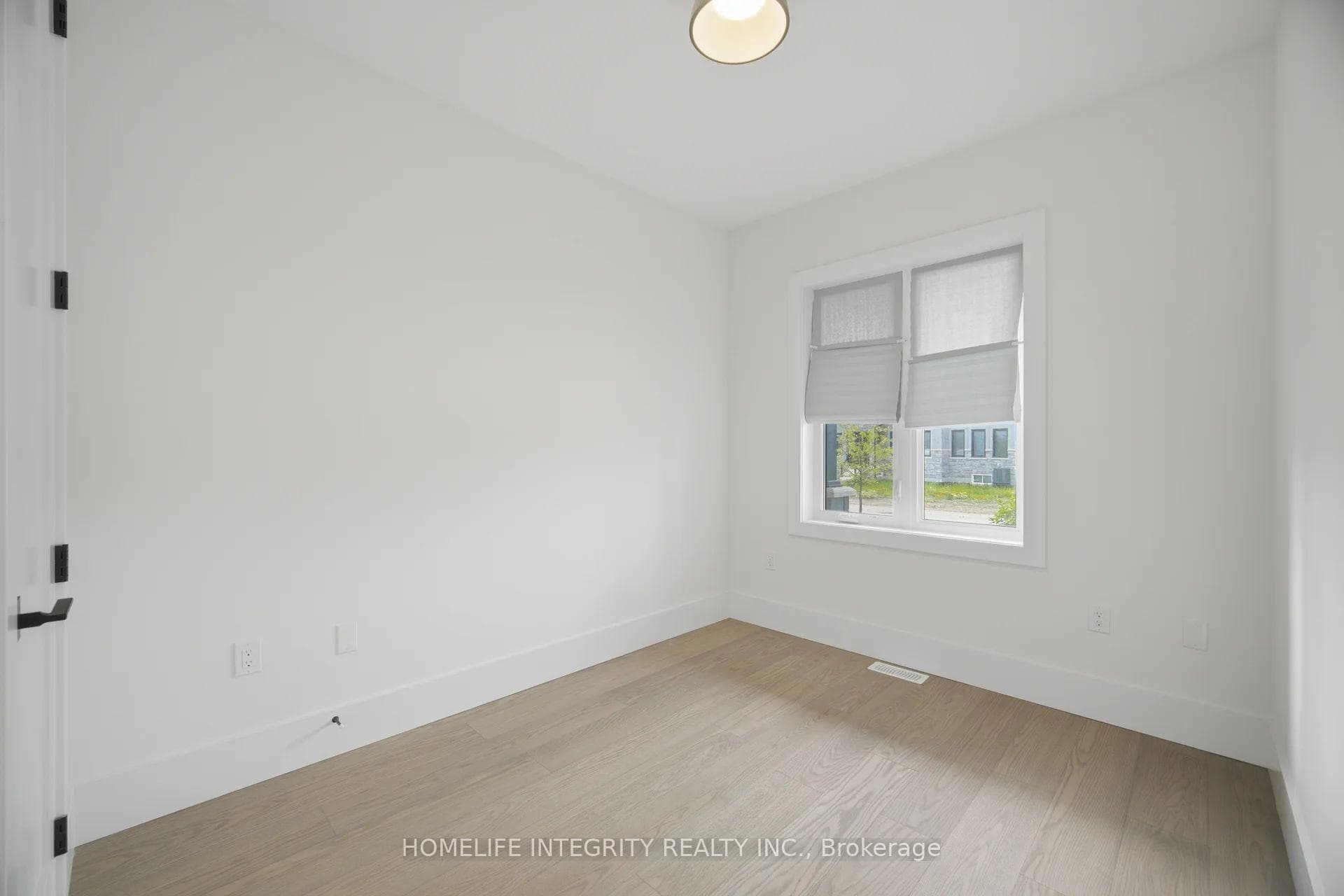 68 Kiernan Crescent photo 23