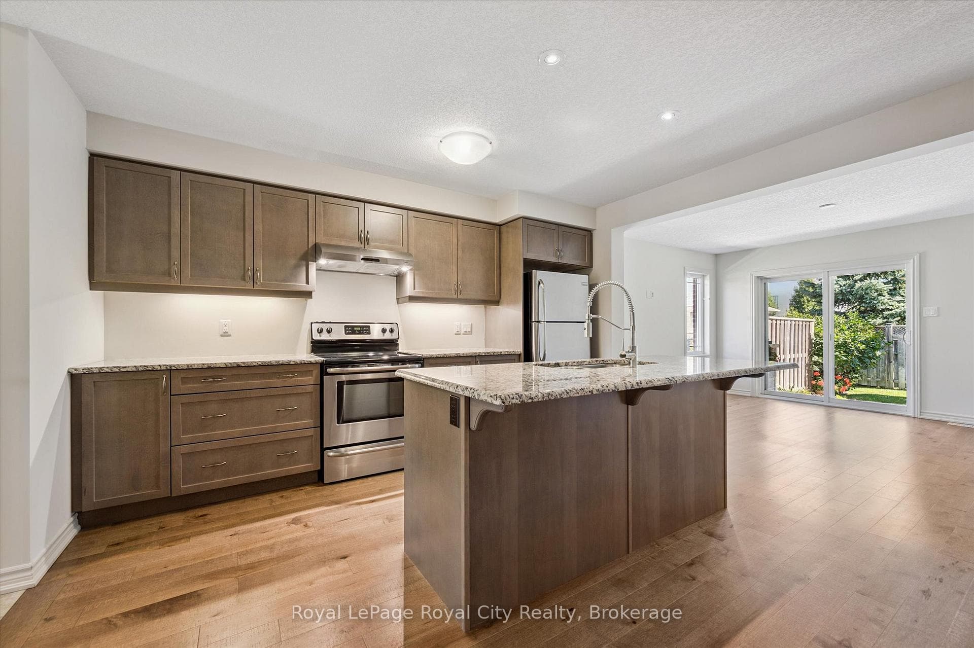 52 Aberdeen Street photo 5