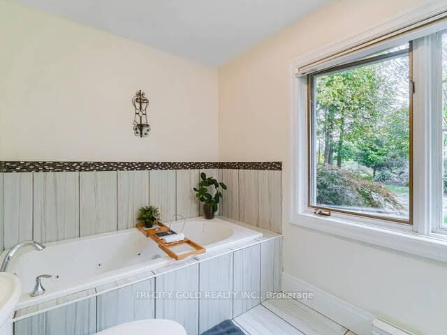 16 OCHS Drive photo 27