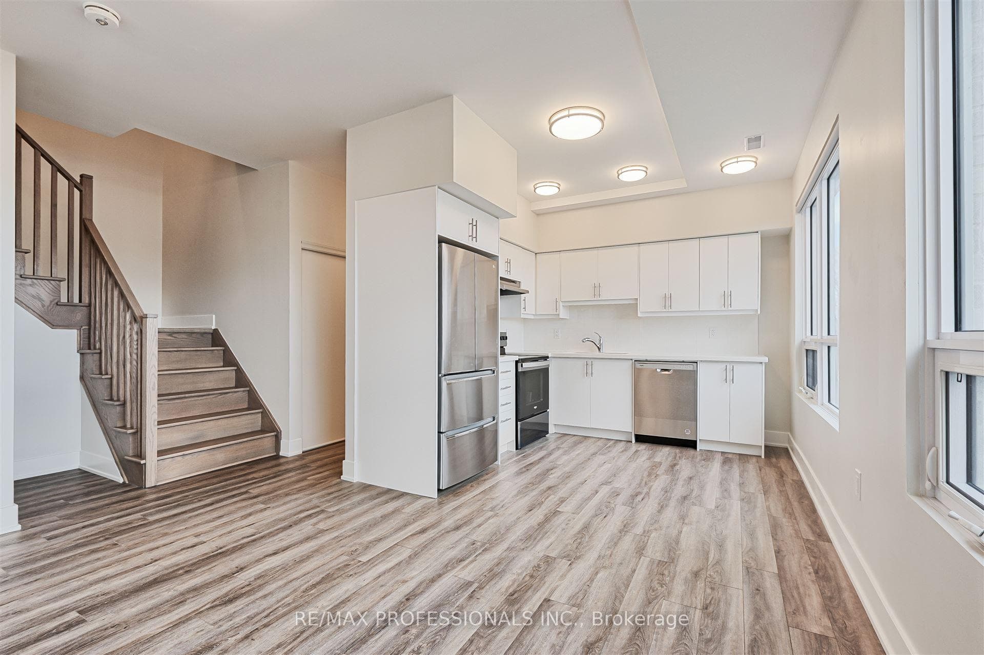 62 Dixfield Drive Unit 103 photo 7