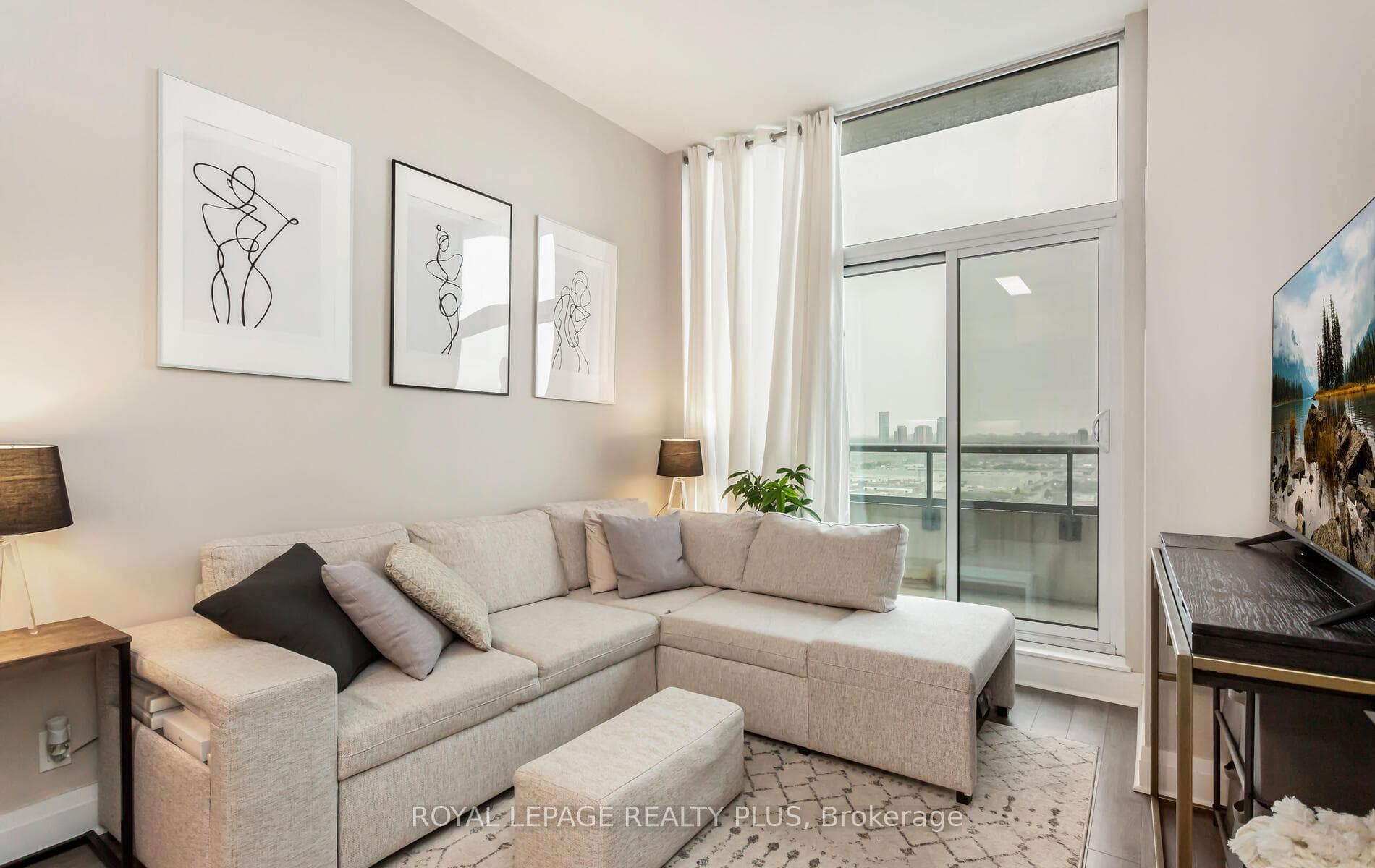 17 Zorra Street Unit PH01 photo 13
