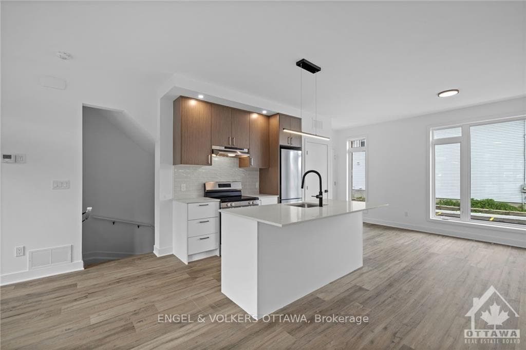 1258 MARENGER Street Unit D photo 7
