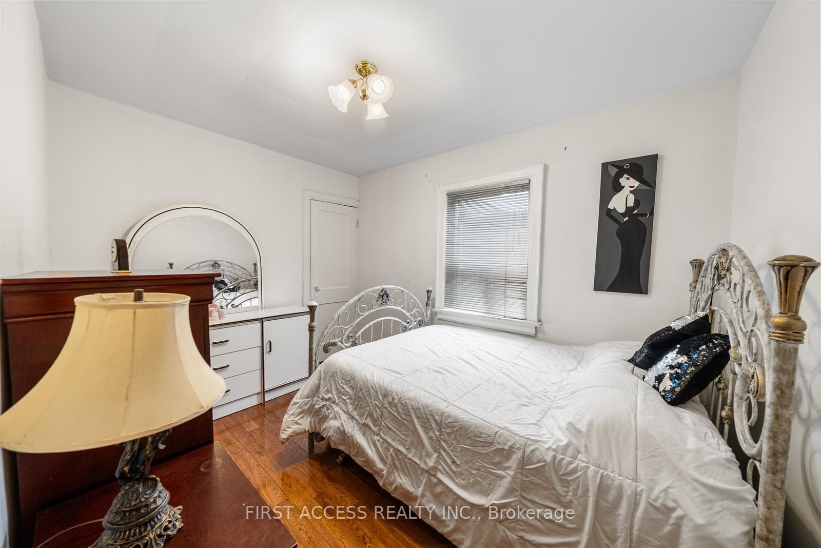 50 Durant Avenue photo 26