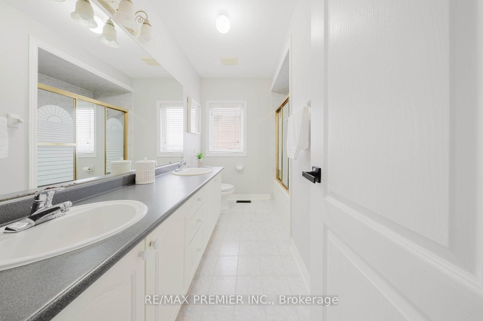 16 St Michele Place Unit Upper photo 33