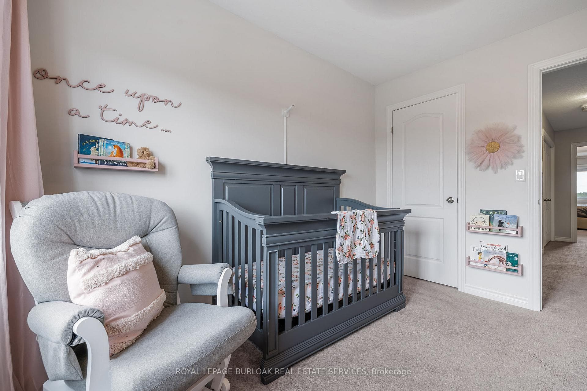 185 Courtney Street photo 21