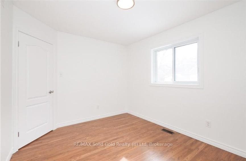 359 West Gore Street photo 20