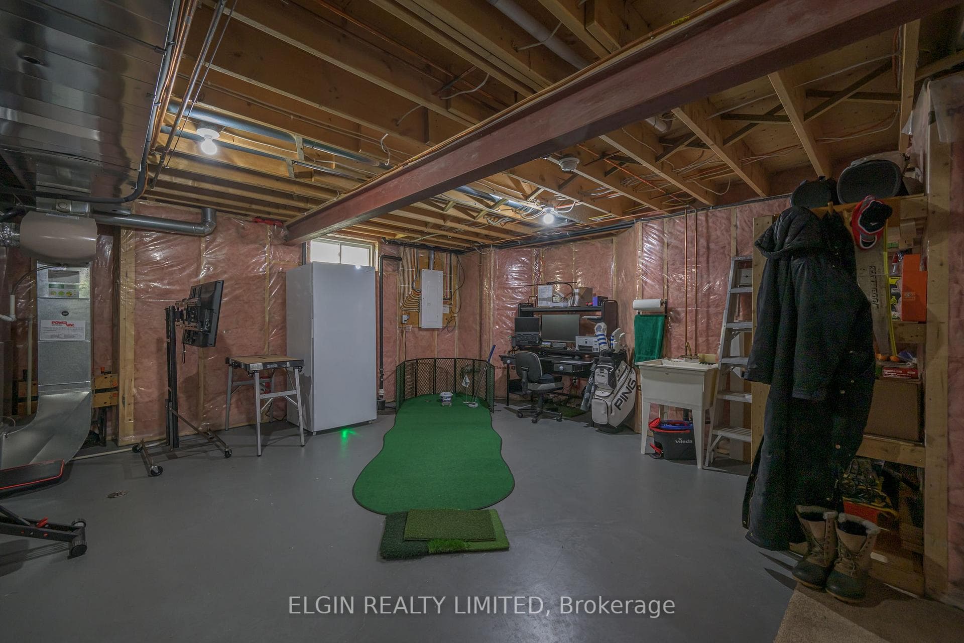 15 Hummingbird Lane photo 36