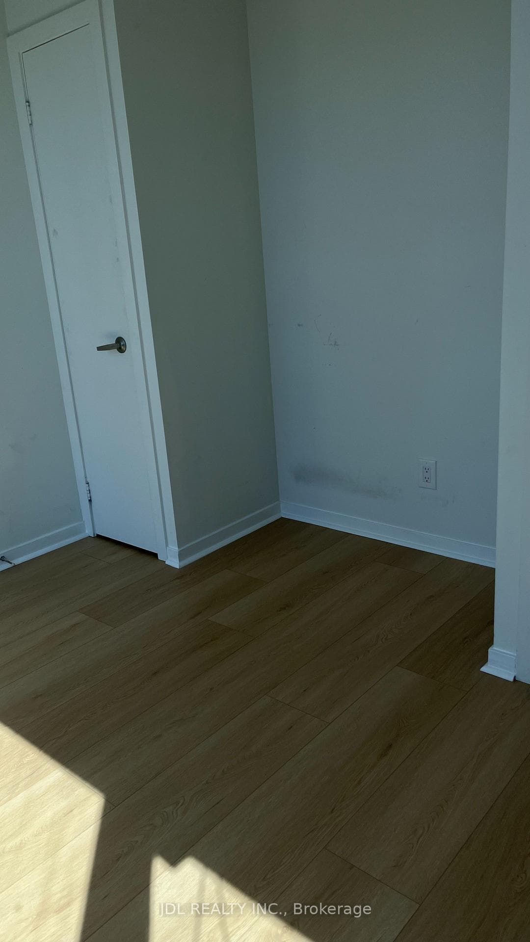 65 Bremner Boulevard Unit 4501 photo 5