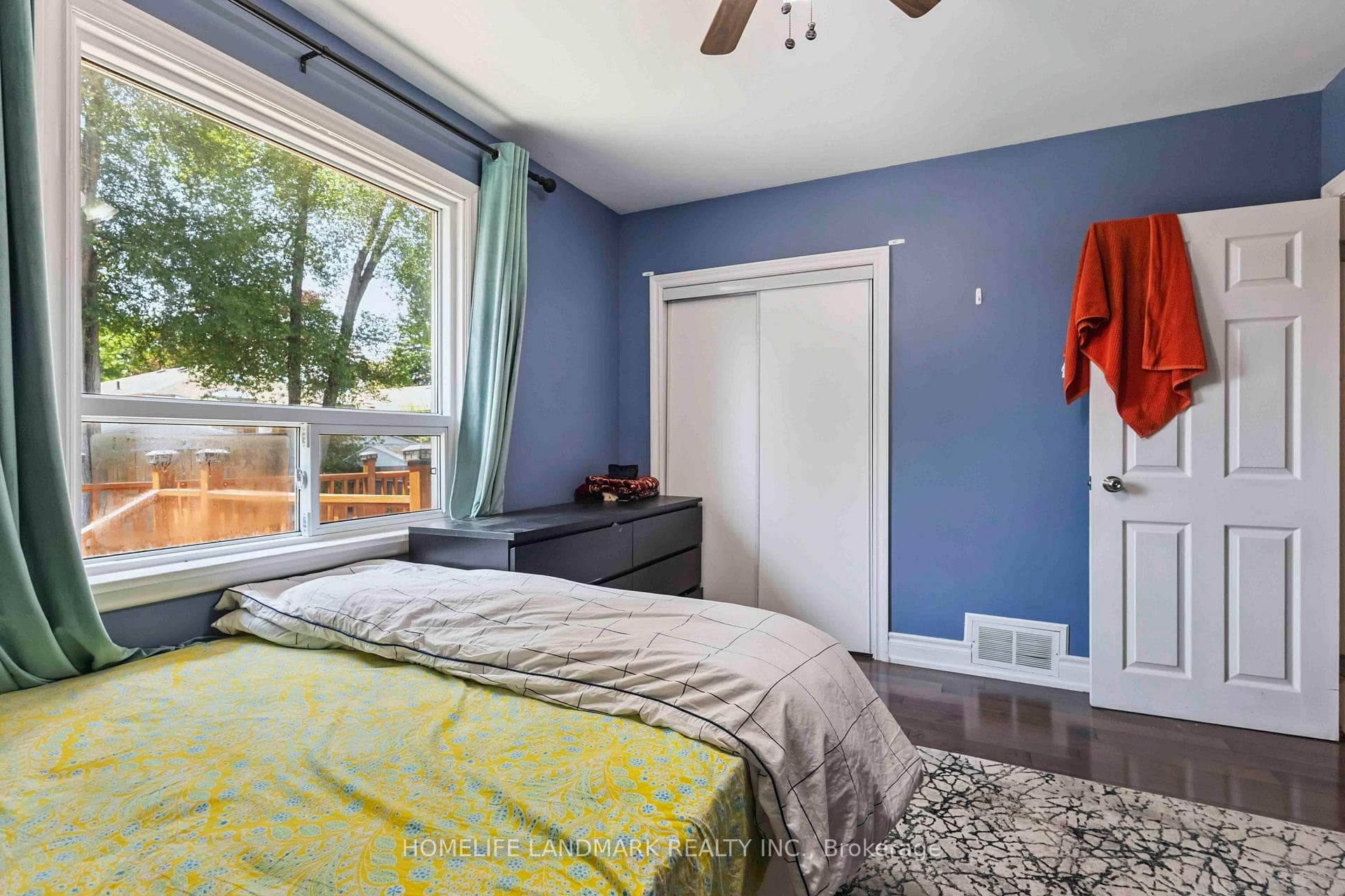 260 Chine Drive photo 24