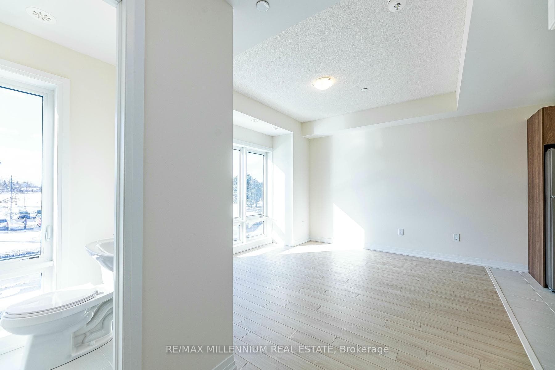 165 Tapscott Road Unit 11 photo 15