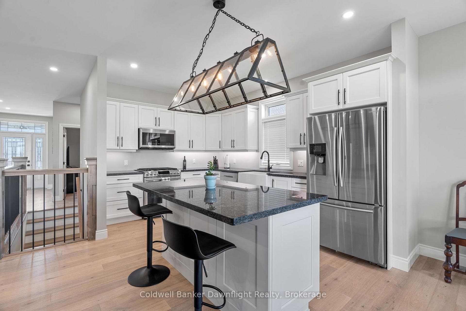714 Gloria Street photo 11