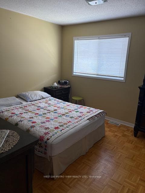 6 Michelle Drive photo 14