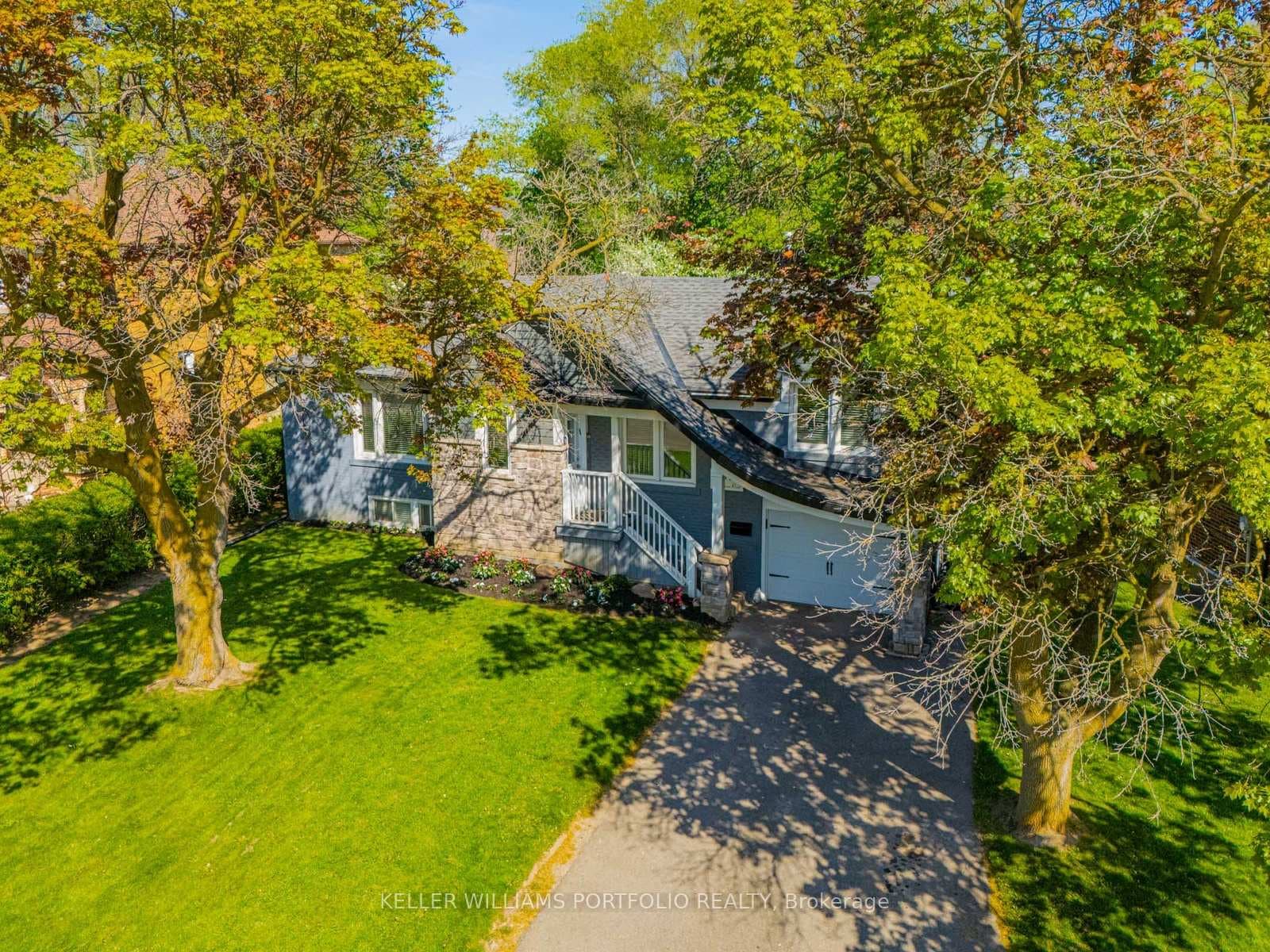 81 Lynnhaven Road photo 1
