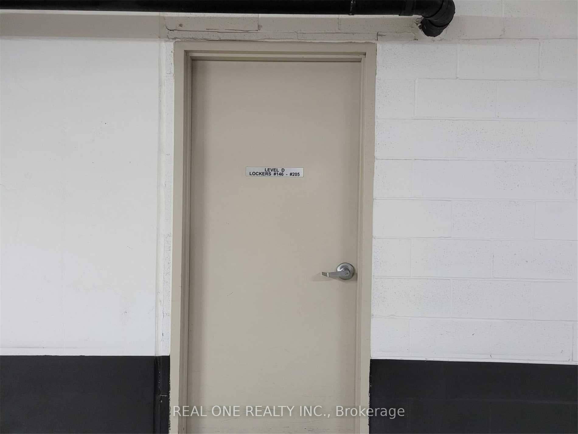5025 Four Springs Avenue Unit 1007 photo 26