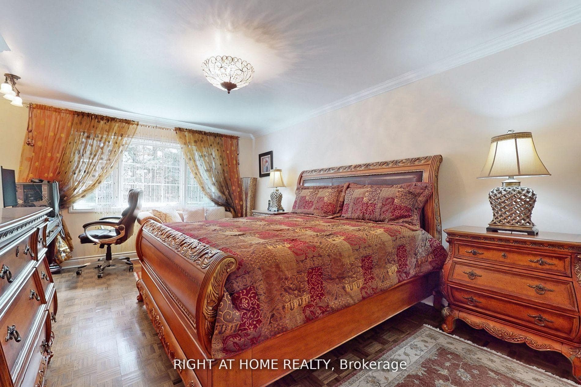 375 Lakeshore Road photo 28