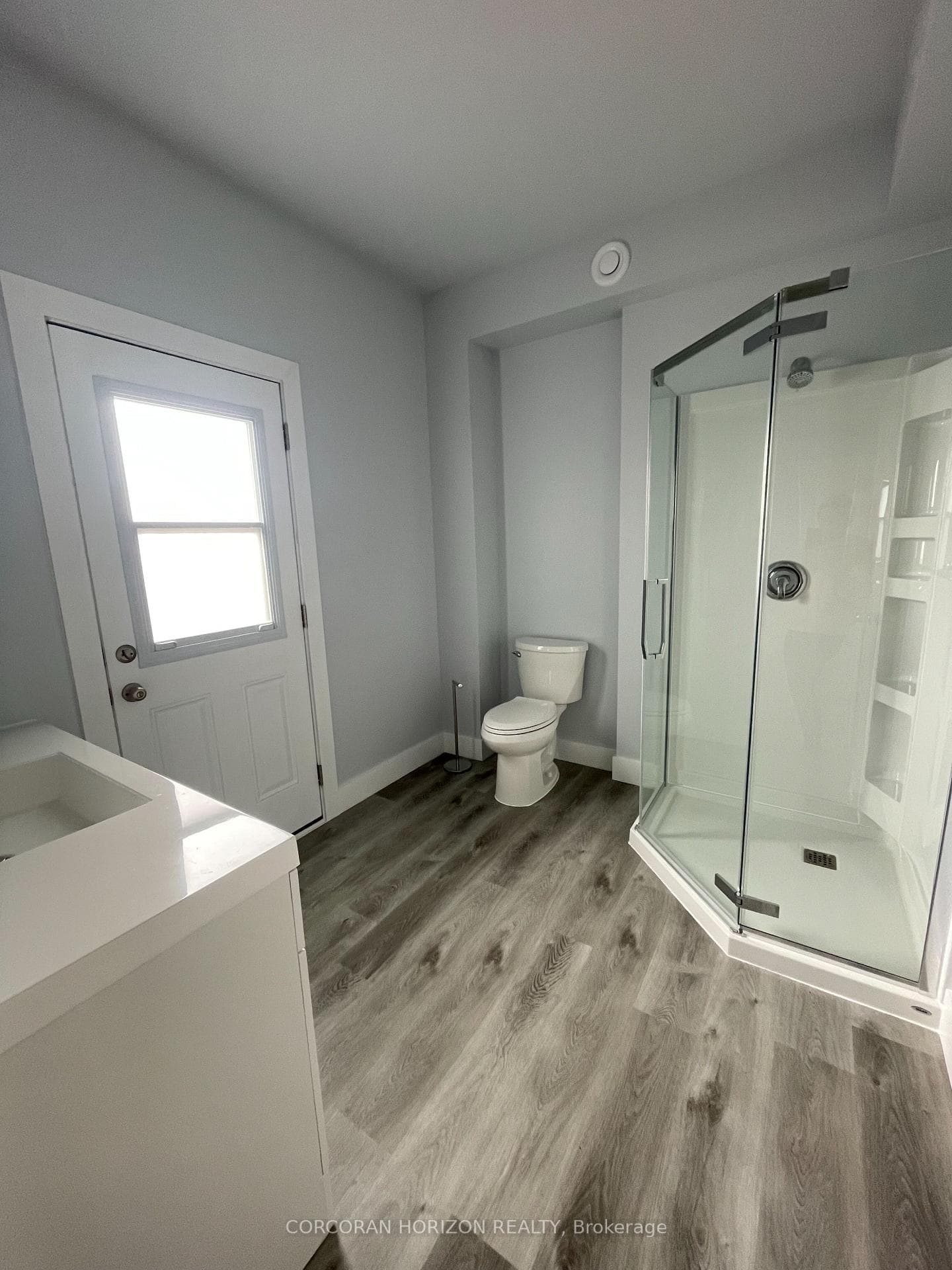 820 Laurel Street Unit 2 photo 9