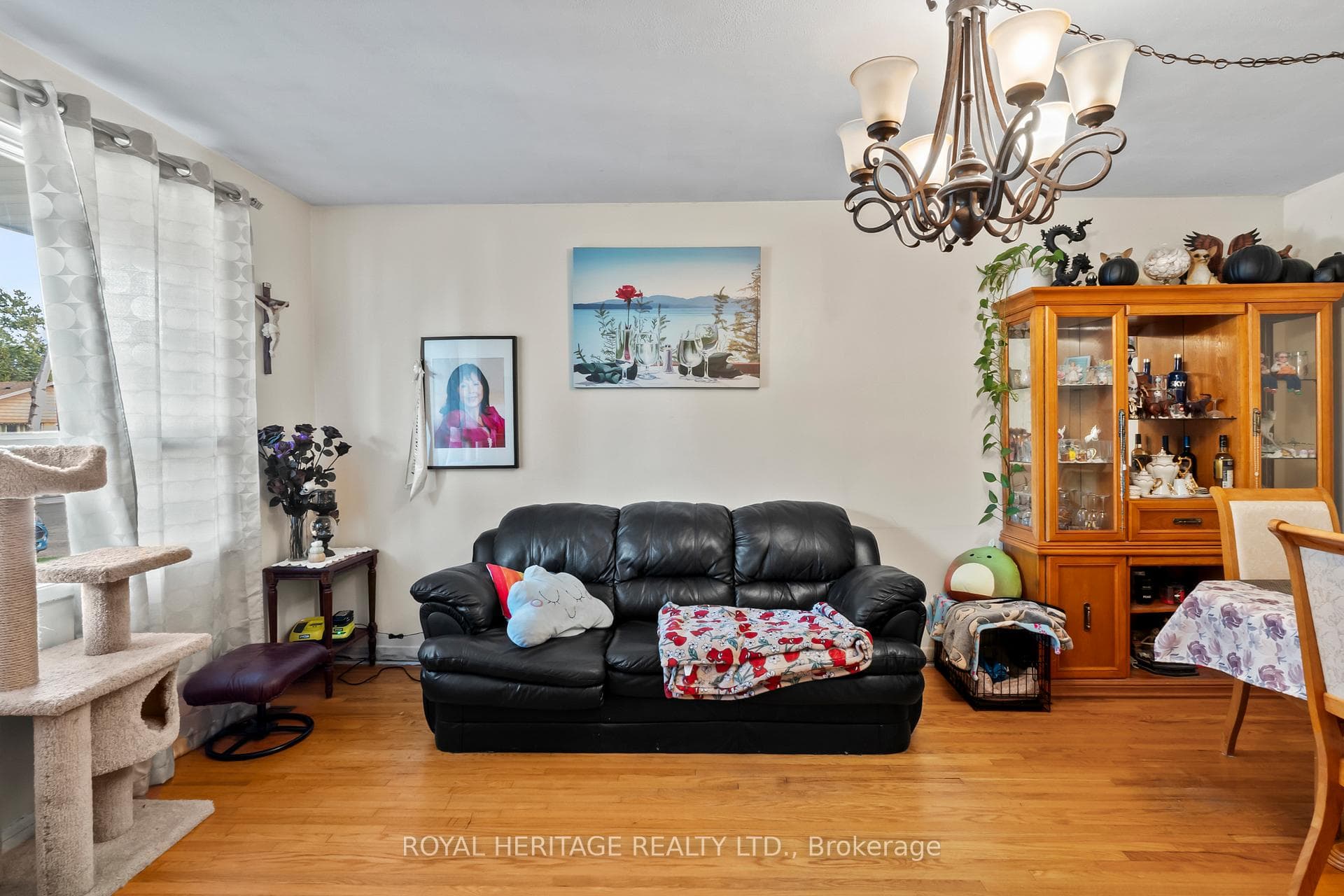 42 Billingsgate Crescent photo 5