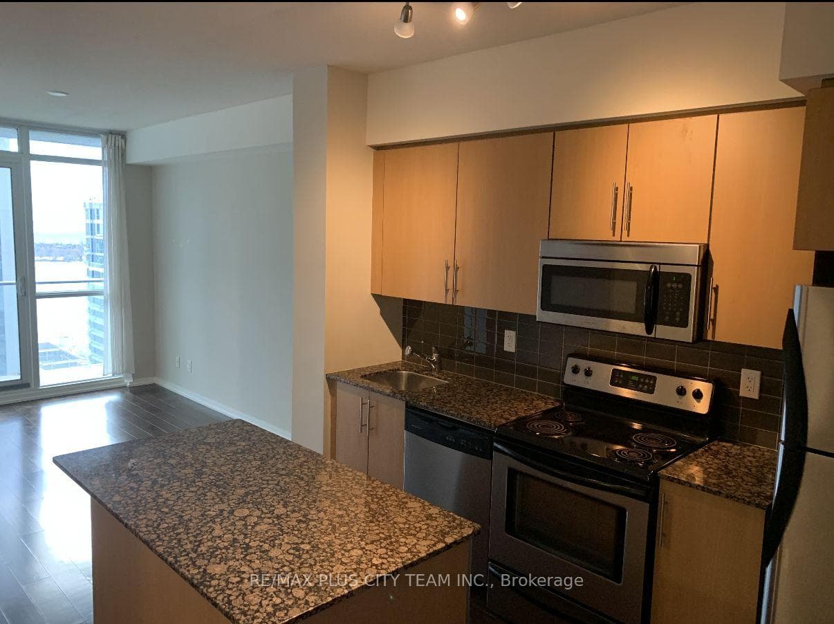 55 Bremner Boulevard Unit 3508 photo 6