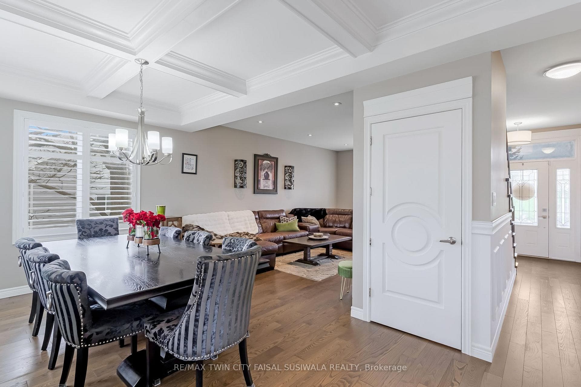 24 Brant Road photo 18