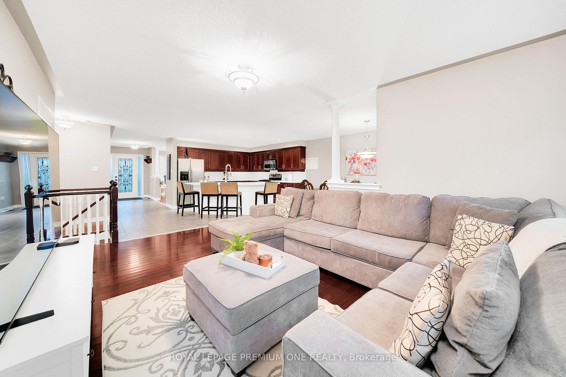 19 Taylor Court photo 10