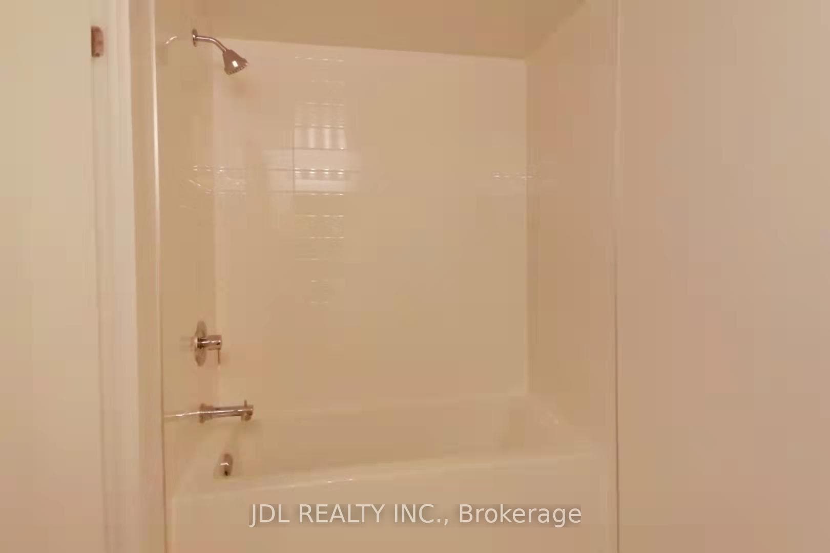 159 Wellesley Street Unit 2506 photo 7