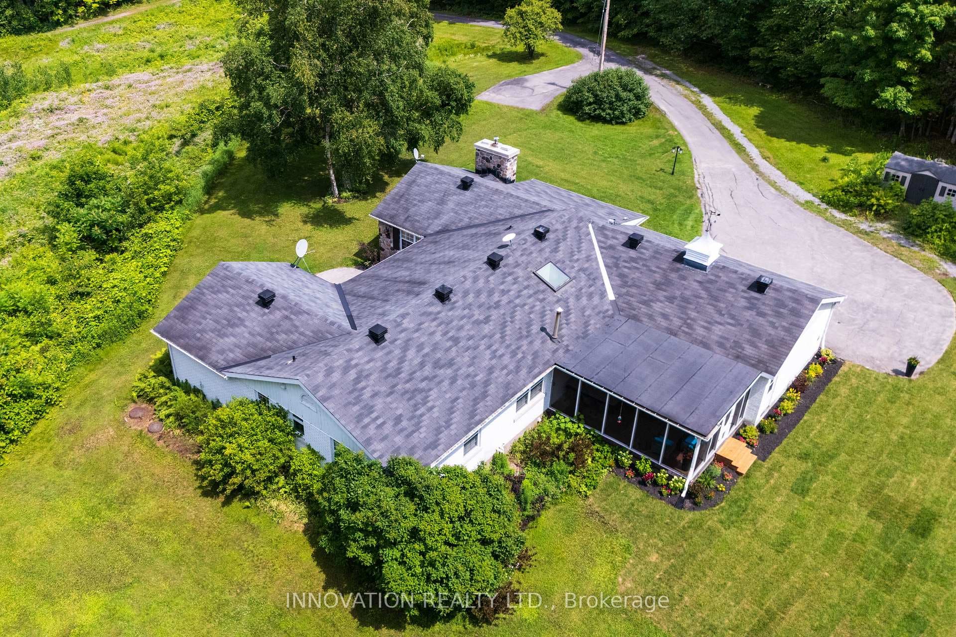 5463 Torbolton Ridge Road photo 7