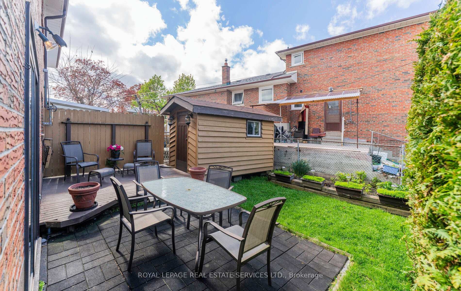 48 Lenthall Avenue photo 37
