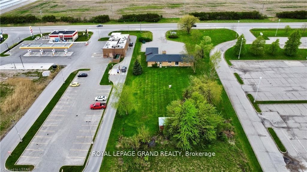 28636 Centre Road photo 10