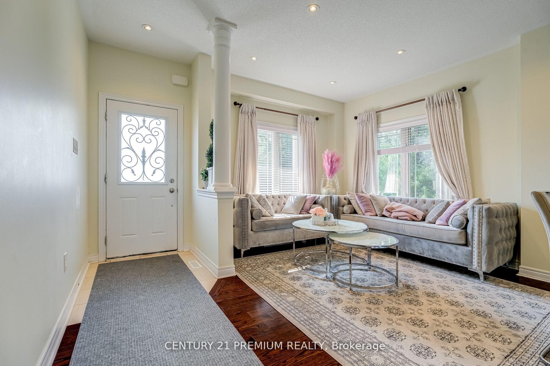 79 Snowling Drive photo 5