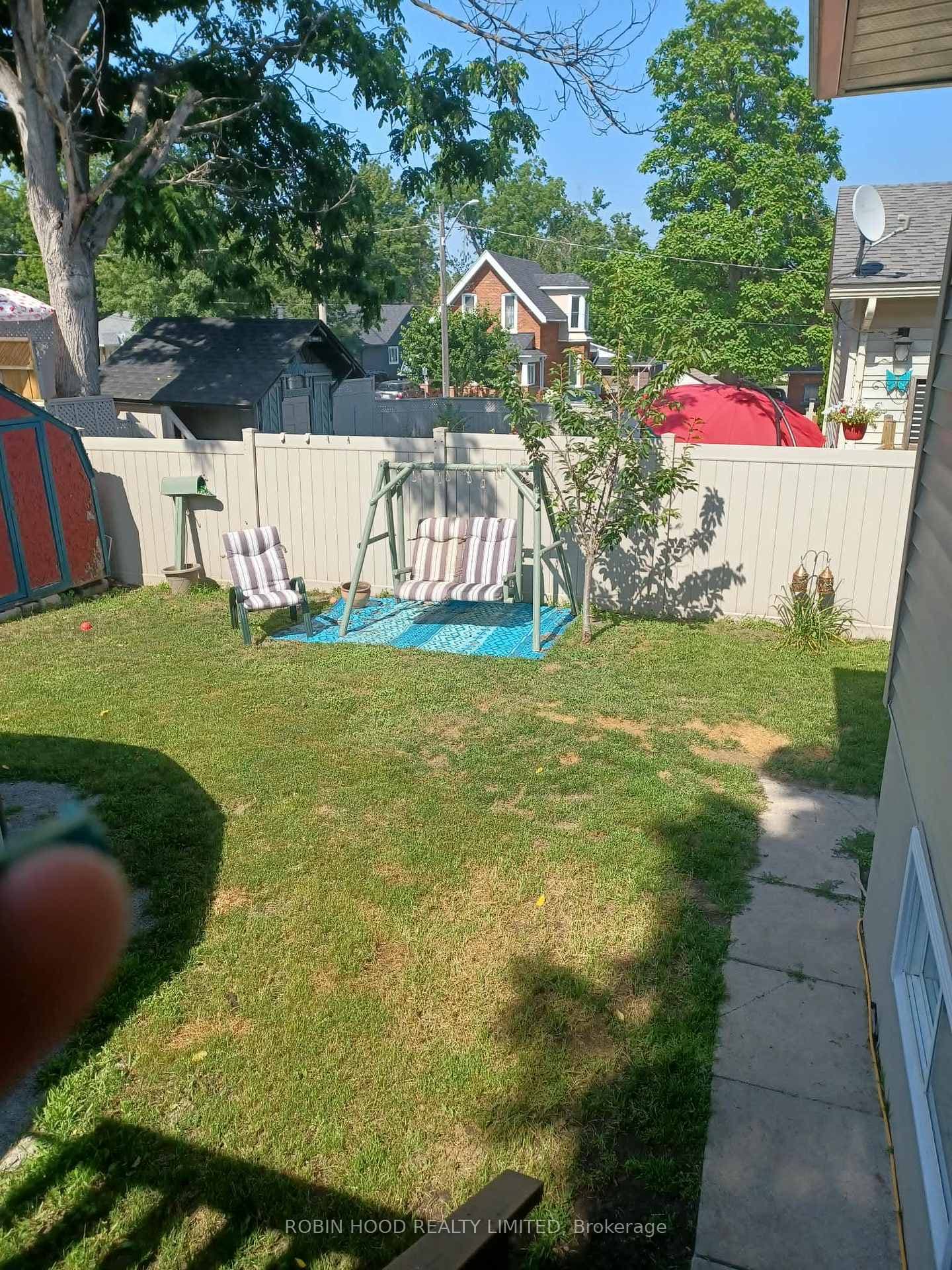 112 Borland Street photo 28