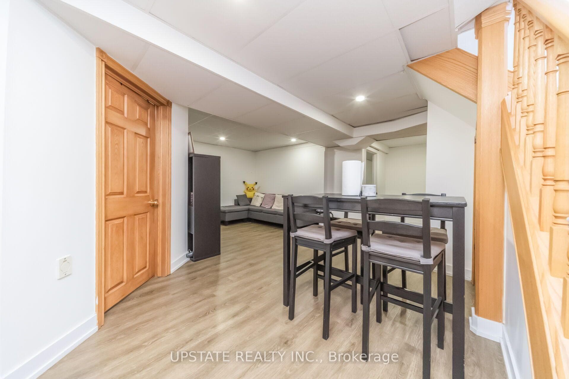 145 Valonia Drive photo 28