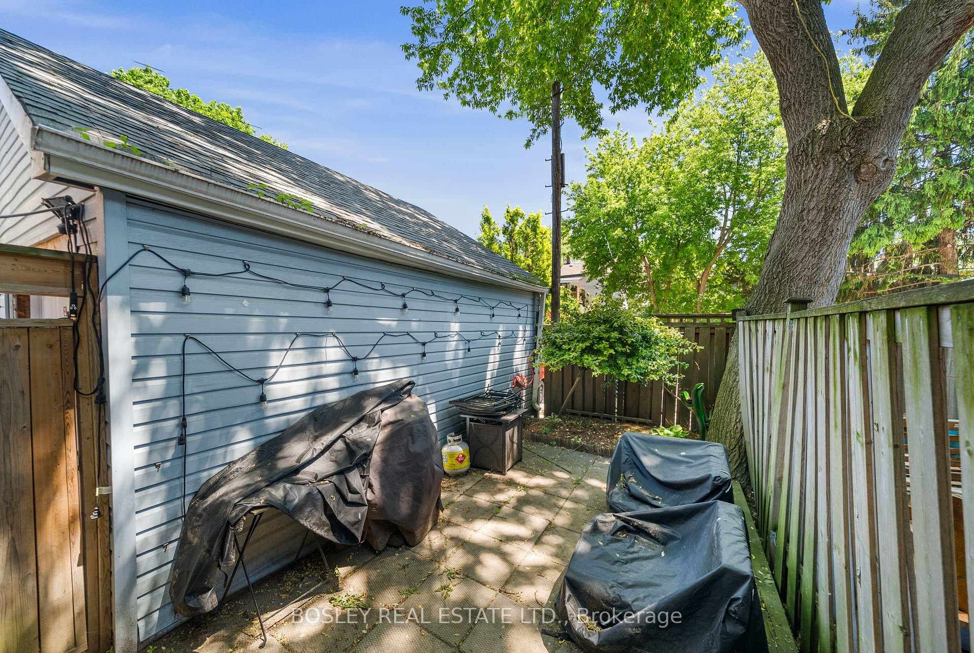 229 Woodbine Avenue Unit Main photo 8