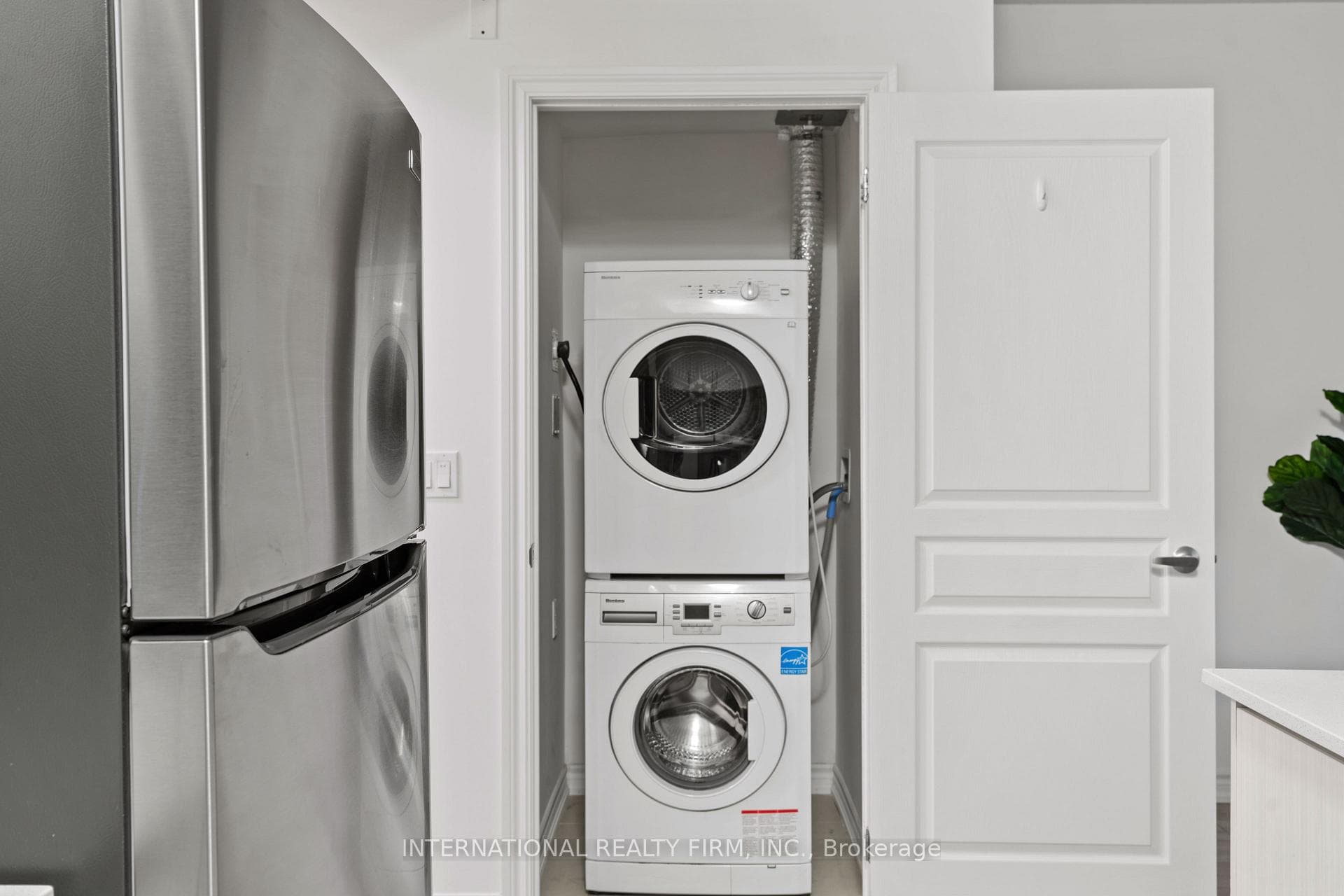 125 Long Branch Avenue Unit 15 photo 14