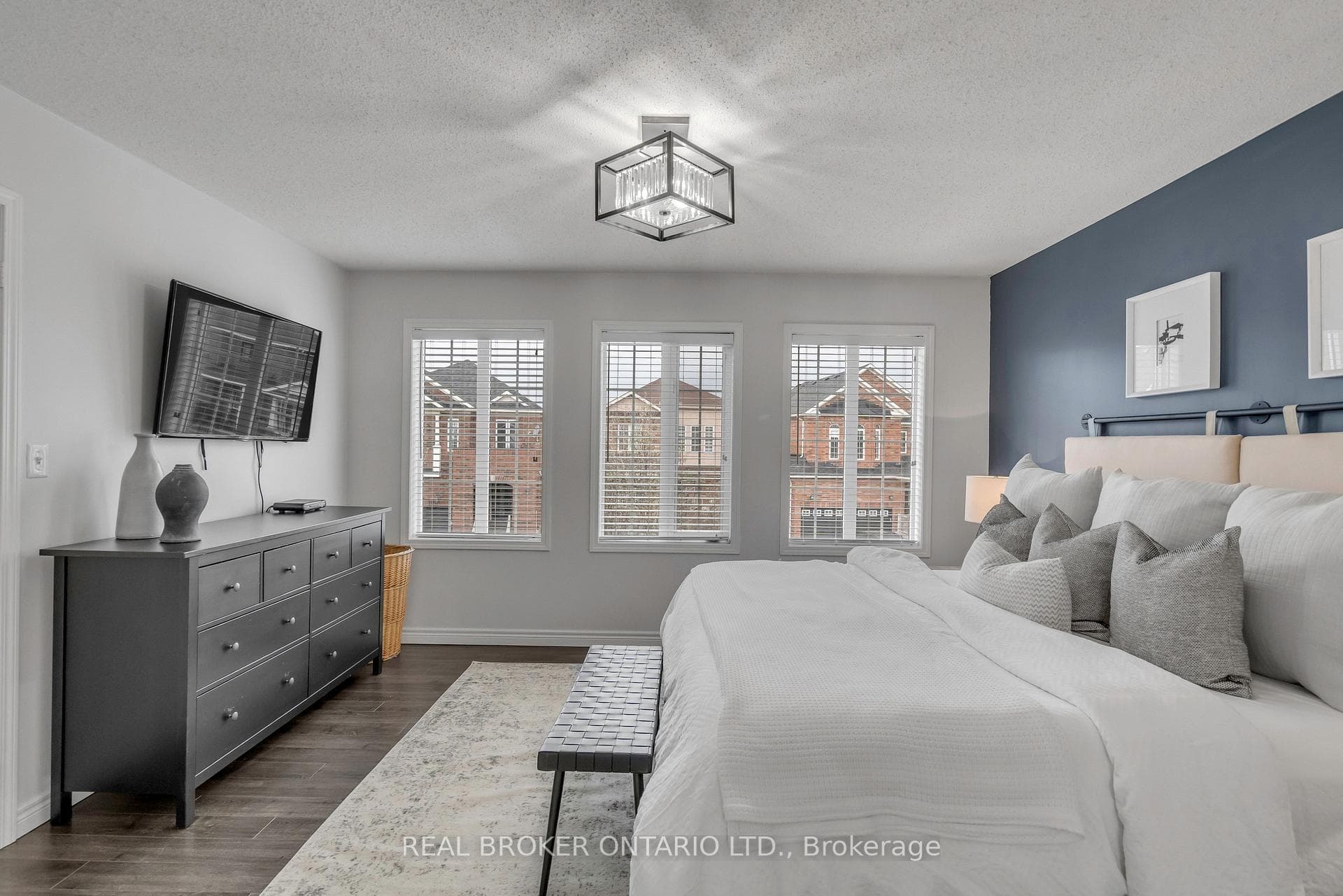 93 Gollins Drive photo 14