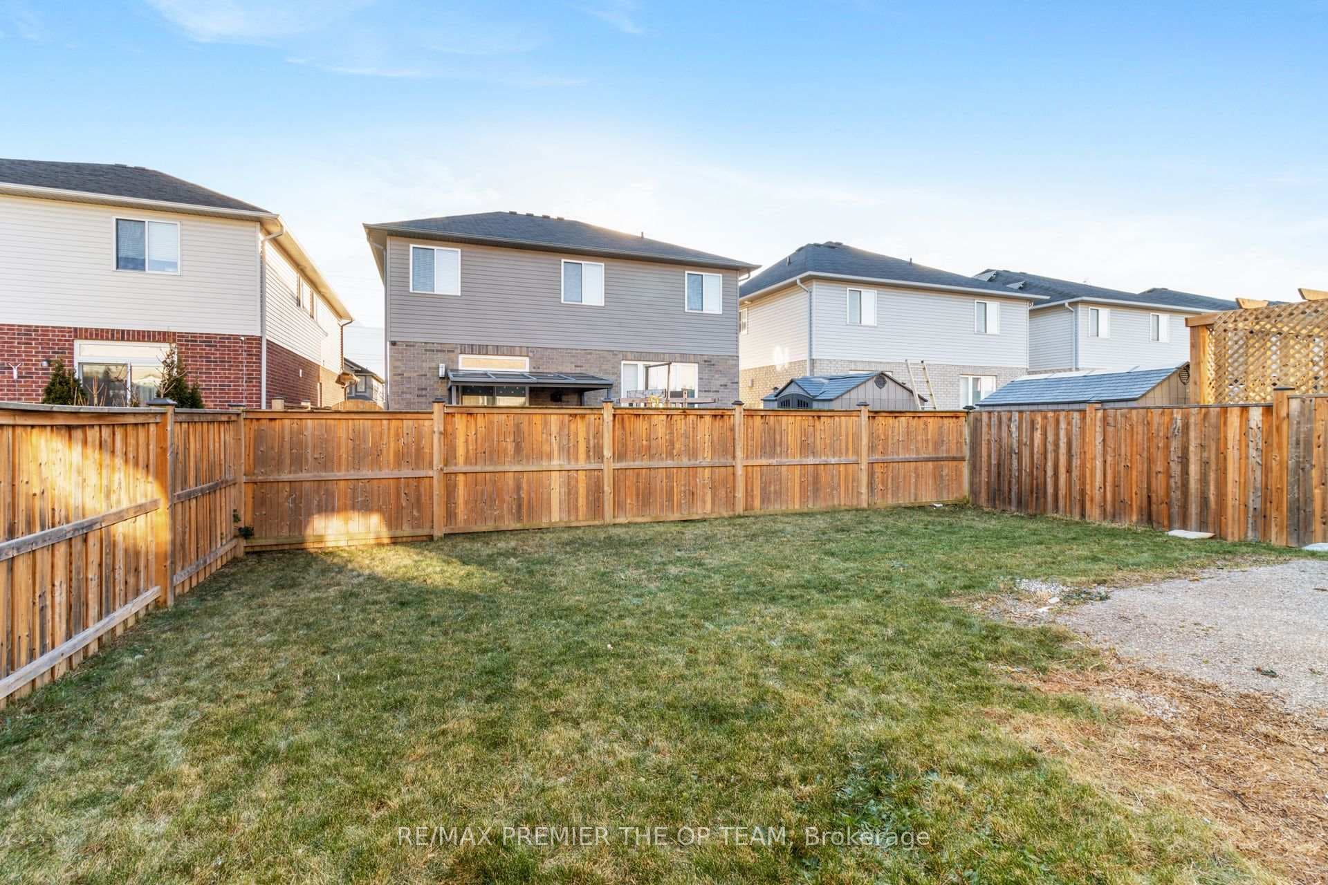 238 Medici Lane photo 36