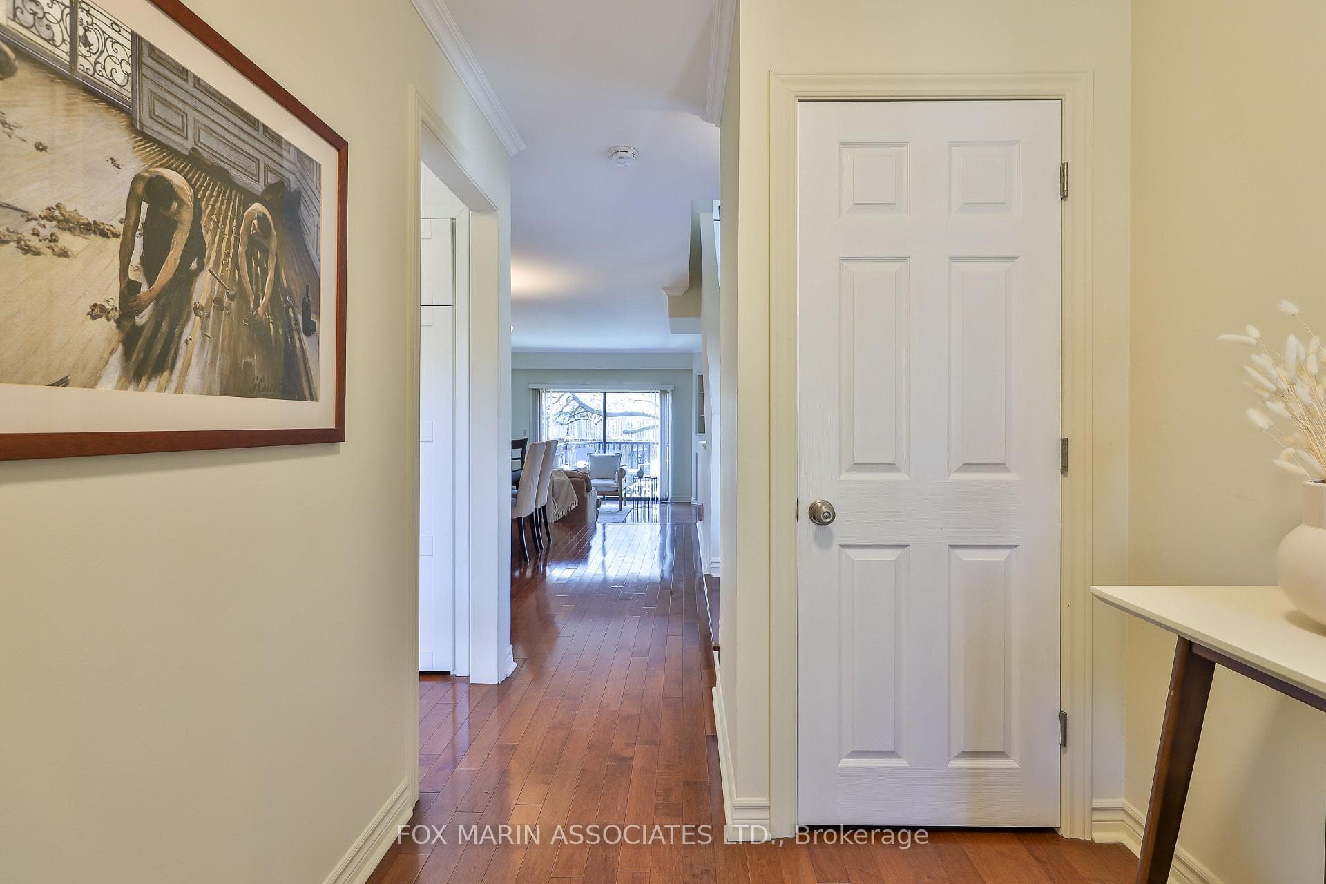 3122 Lakeshore Road Unit 1 photo 2